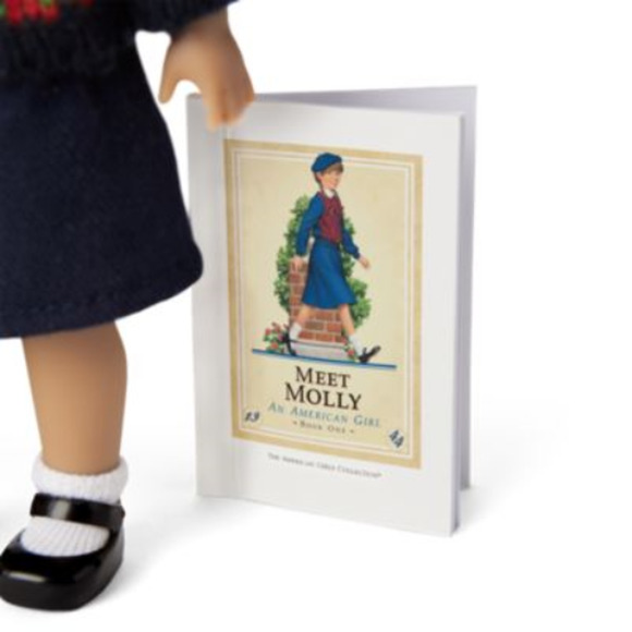 NEW American Girl Courtney Pleasant Company DOLL MINI MOLLY + BOOK & CATALOGUE - Picture 4 of 6